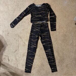 LICI fit Black and Gold Long Sleeve Crop Top and Leggings Set S